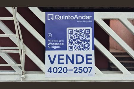 Casa à venda com 80m², 2 quartos e 2 vagasInstalação placa nova