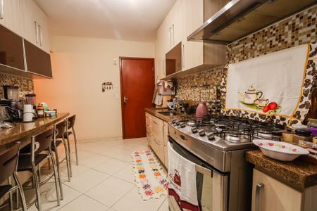 Apartamento à venda com 110m², 3 quartos e 2 vagasCozinha