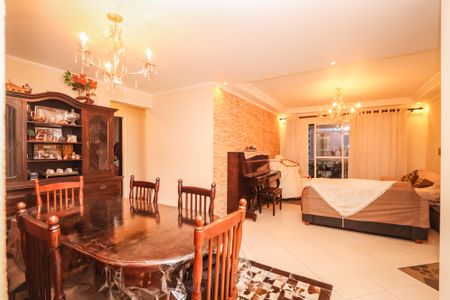 Sala de apartamento à venda com 3 quartos, 110m² em Jardim Maria Rosa, Taboão da Serra