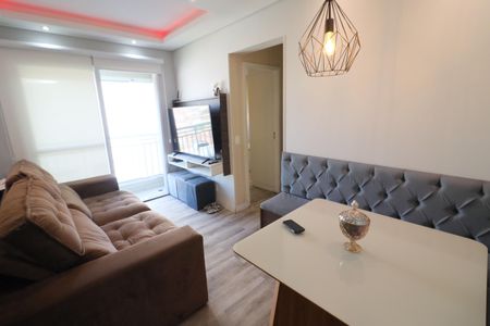 Sala de apartamento à venda com 2 quartos, 70m² em Jaguaribe, Osasco