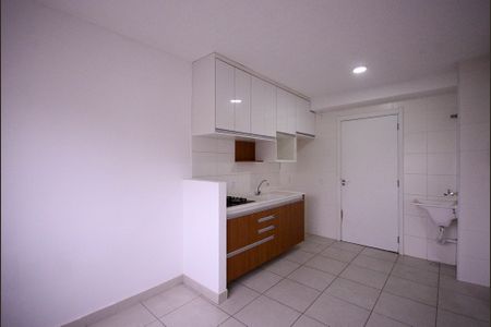 Sala/Cozinha  de apartamento para alugar com 2 quartos, 32m² em Sacomã, São Paulo