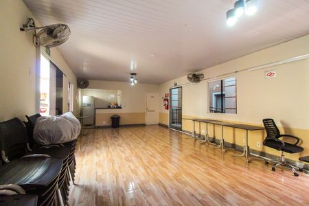 Apartamento à venda com 42m², 2 quartos e 1 vagaÁrea comum