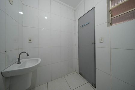 Casa à venda com 120m², 3 quartos e 2 vagasBanheiro 2