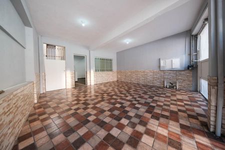 Casa à venda com 120m², 3 quartos e 2 vagasGaragem