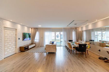 Sala de casa para alugar com 4 quartos, 300m² em Jardim Nossa Senhora do Carmo, São Paulo