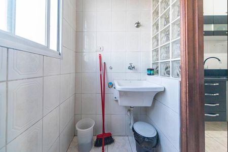 Apartamento à venda com 55m², 2 quartos e 1 vaga Apartamento à venda com 55m², 2 quartos e 1 vagaÁrea de Serviço