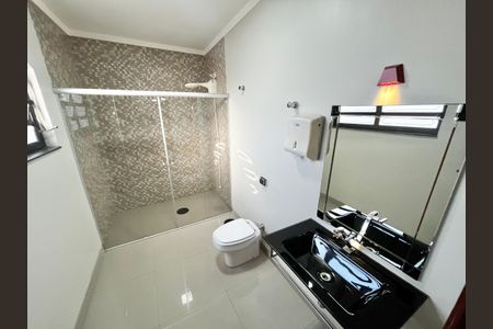 Casa à venda com 164m², 3 quartos e 3 vagas Casa à venda com 164m², 3 quartos e 3 vagasBanheiro da Suíte