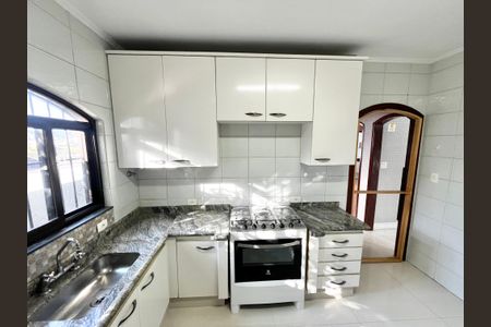 Casa à venda com 164m², 3 quartos e 3 vagas Casa à venda com 164m², 3 quartos e 3 vagasCozinha