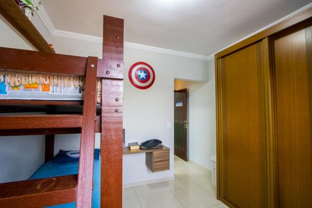 Casa à venda com 215m², 3 quartos e 2 vagasQuarto 2 - Suíte