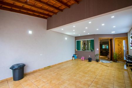 Casa à venda com 215m², 3 quartos e 2 vagasGaragem