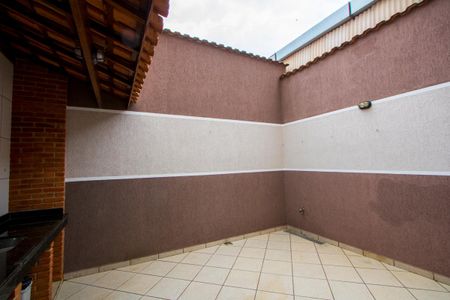 Casa à venda com 215m², 3 quartos e 2 vagasQuintal/Espaço gourmet