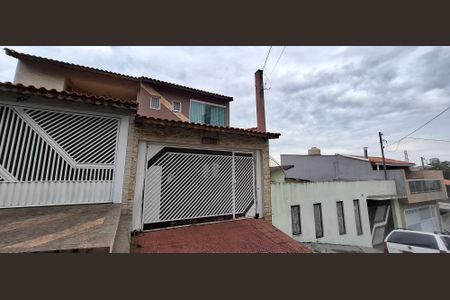 Casa à venda com 215m², 3 quartos e 2 vagasFachada