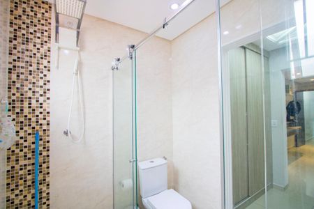 Casa à venda com 215m², 3 quartos e 2 vagasBanheiro do quarto 1