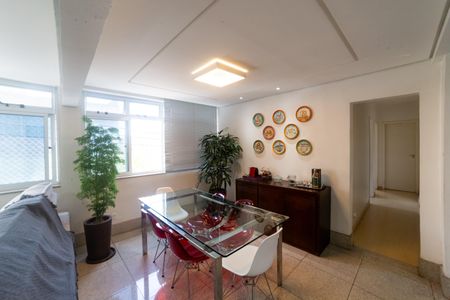 Apartamento à venda com 105m², 3 quartos e 1 vagaSala