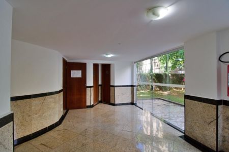 Apartamento à venda com 65m², 3 quartos e 1 vaga Apartamento à venda com 65m², 3 quartos e 1 vagaÁrea comum - Salão de festas