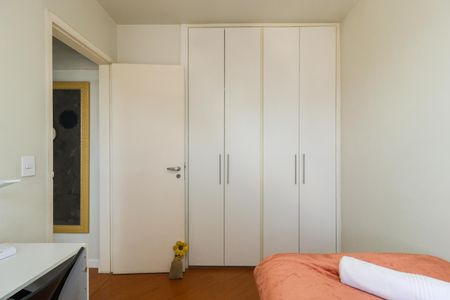 Apartamento à venda com 65m², 3 quartos e 1 vaga Apartamento à venda com 65m², 3 quartos e 1 vagaQuarto 2