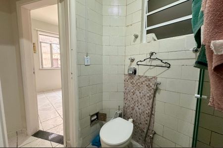 Apartamento para alugar com 60m², 2 quartos e sem vagaBanheiro