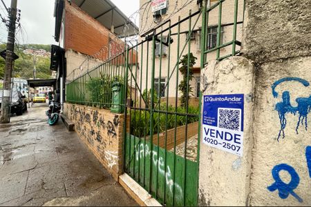 Apartamento para alugar com 60m², 2 quartos e sem vagaPlaca