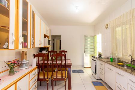 Casa para alugar com 77m², 1 quarto e sem vagaCozinha