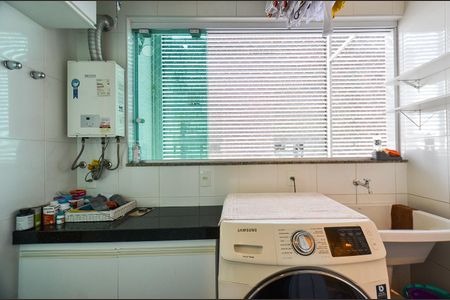 Apartamento à venda com 147m², 4 quartos e 4 vagasÁrea de Serviço