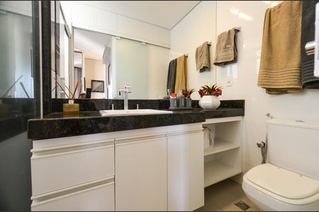 Apartamento à venda com 147m², 4 quartos e 4 vagasBanheiro da Suíte 2