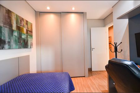 Apartamento à venda com 147m², 4 quartos e 4 vagasQuarto
