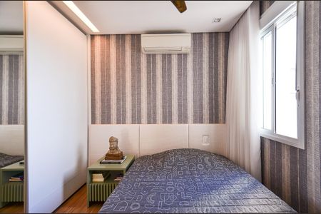 Apartamento à venda com 147m², 4 quartos e 4 vagasSuíte 2