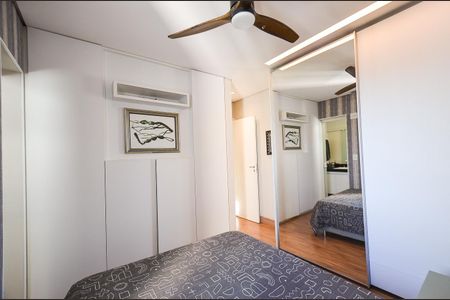 Apartamento à venda com 147m², 4 quartos e 4 vagasSuíte 2