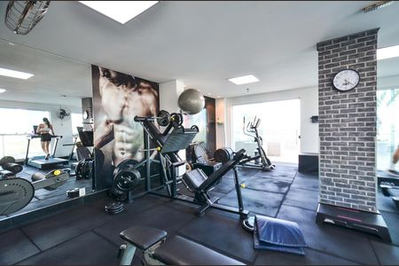 Apartamento à venda com 147m², 4 quartos e 4 vagasÁrea comum - Academia