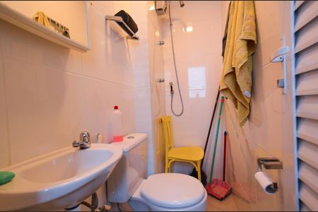 Apartamento à venda com 147m², 4 quartos e 4 vagasBanheiro de Serviço