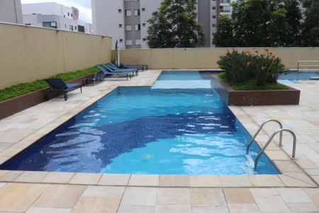 Apartamento à venda com 71m², 3 quartos e 2 vagasÁrea comum - Piscina