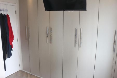 Apartamento à venda com 71m², 3 quartos e 2 vagasSuíte 1