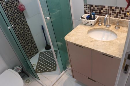 Apartamento à venda com 71m², 3 quartos e 2 vagasBanheiro 1