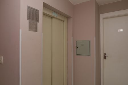 Apartamento à venda com 52m², 2 quartos e 1 vagaÁrea comum - Saguão do andar