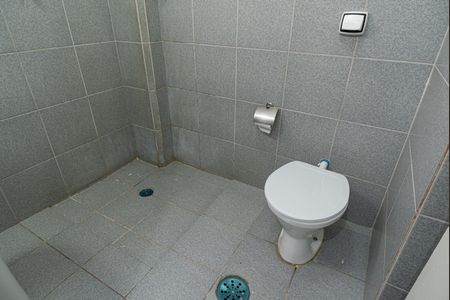 Studio para alugar com 29m², 1 quarto e sem vaga Studio para alugar com 29m², 1 quarto e sem vagaBanheiro Social