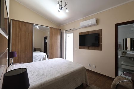 Suite  de casa à venda com 3 quartos, 140m² em Parque Sao Vicente, Santo André