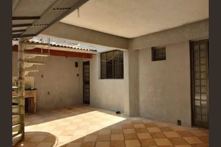 Casa à venda com 2 quartos, 140m² em Vila Dalila, São Paulo