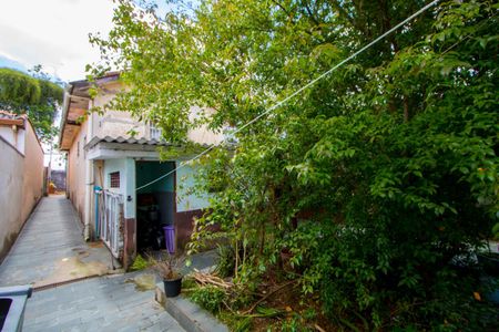 Casa à venda com 56m², 2 quartos e 2 vagasQuintal