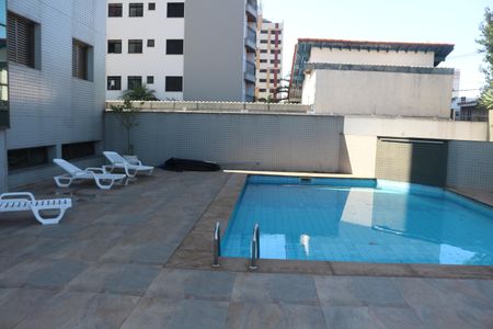 Apartamento à venda com 154m², 3 quartos e 2 vagasÁrea comum - Piscina