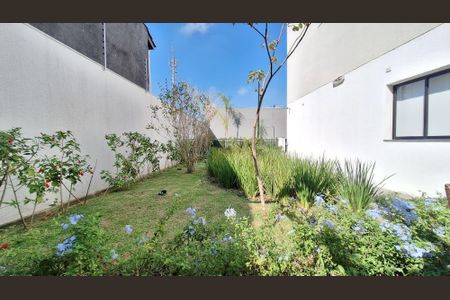 Apartamento à venda com 33m², 2 quartos e sem vagaÁrea comum