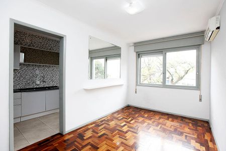 Sala de apartamento à venda com 1 quarto, 44m² em Partenon, Porto Alegre