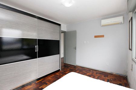 Quarto Suíte de apartamento à venda com 1 quarto, 44m² em Partenon, Porto Alegre