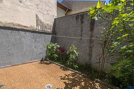 Casa à venda com 150m², 3 quartos e 2 vagasquintal_3
