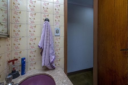 Casa à venda com 150m², 3 quartos e 2 vagasbanheiro social_4