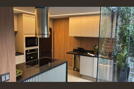 Apartamento para alugar com 1 quarto, 130m² em Itaim Bibi, São Paulo