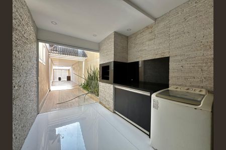 Casa de condomínio à venda com 280m², 4 quartos e 2 vagasÁrea Gourmet