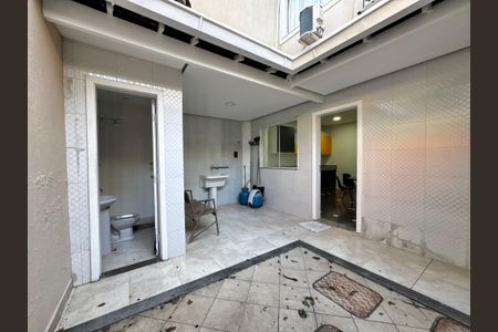 Casa de condomínio à venda com 280m², 4 quartos e 2 vagasÁrea de Serviço