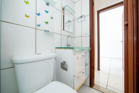 Apartamento à venda com 52m², 2 quartos e 1 vagaBANHEIRO