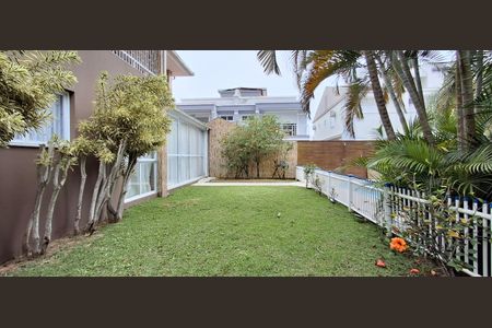 Casa para alugar com 290m², 4 quartos e 4 vagasQuintal