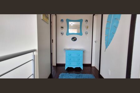 Casa para alugar com 290m², 4 quartos e 4 vagasCorredor 